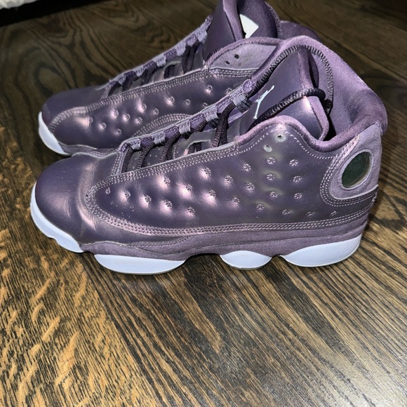 Air Jordan 13 “Dark Raisin” - Picture 2 of 4